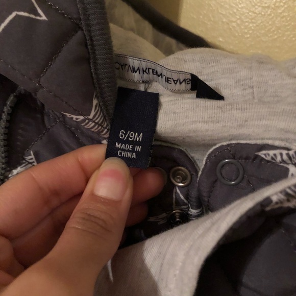 6/9 Calvin Klein - Picture 3 of 4